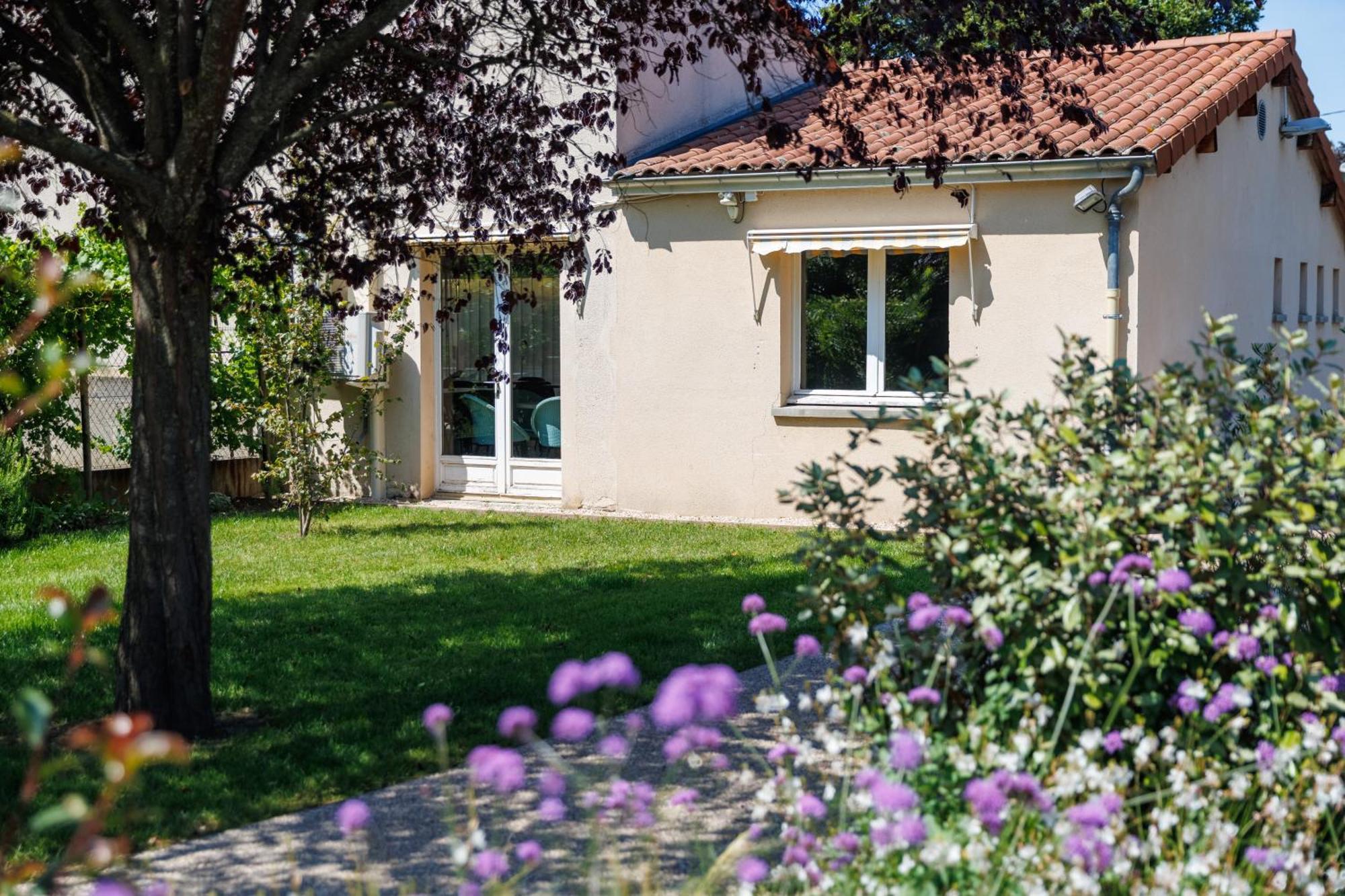 The Originals Boutique, Hôtel Le Pariou, Issoire  Exterior foto